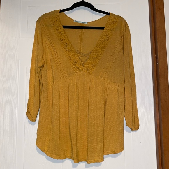 Maurice’s mustard blouse XL - Picture 5 of 11